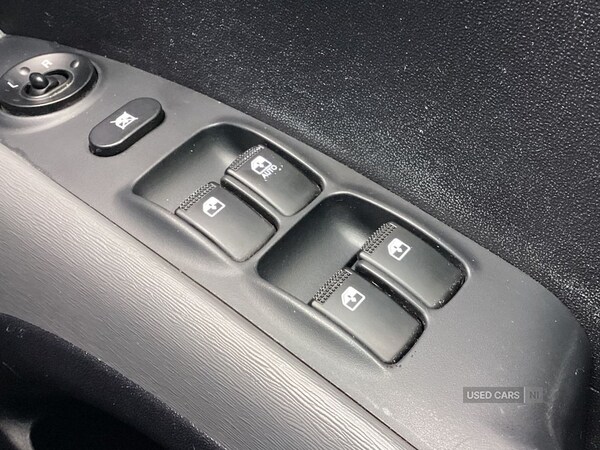 Used Hyundai i10 2011 for sale - 75578859: Photo 16