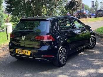 Used Volkswagen Golf 2018 for sale - 79013325: Photo