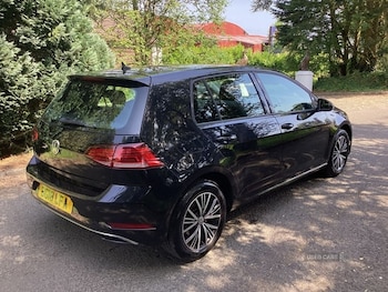 Used Volkswagen Golf 2018 for sale - 79013325: Photo