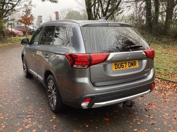 Used Mitsubishi Outlander 2017 for sale - 76500441: Photo 8