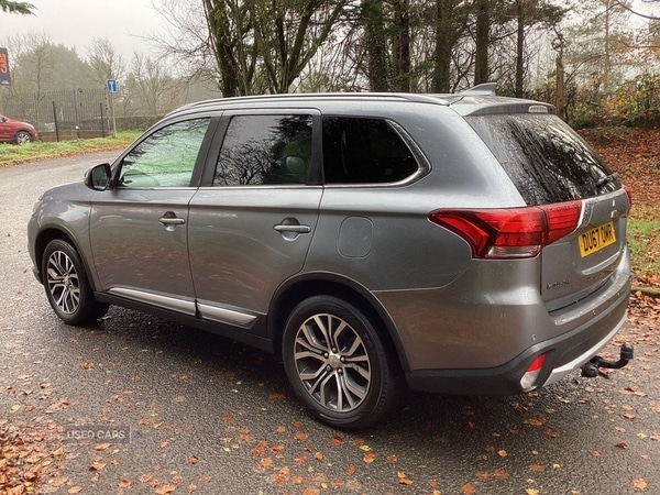 Used Mitsubishi Outlander 2017 for sale - 76500441: Photo 9