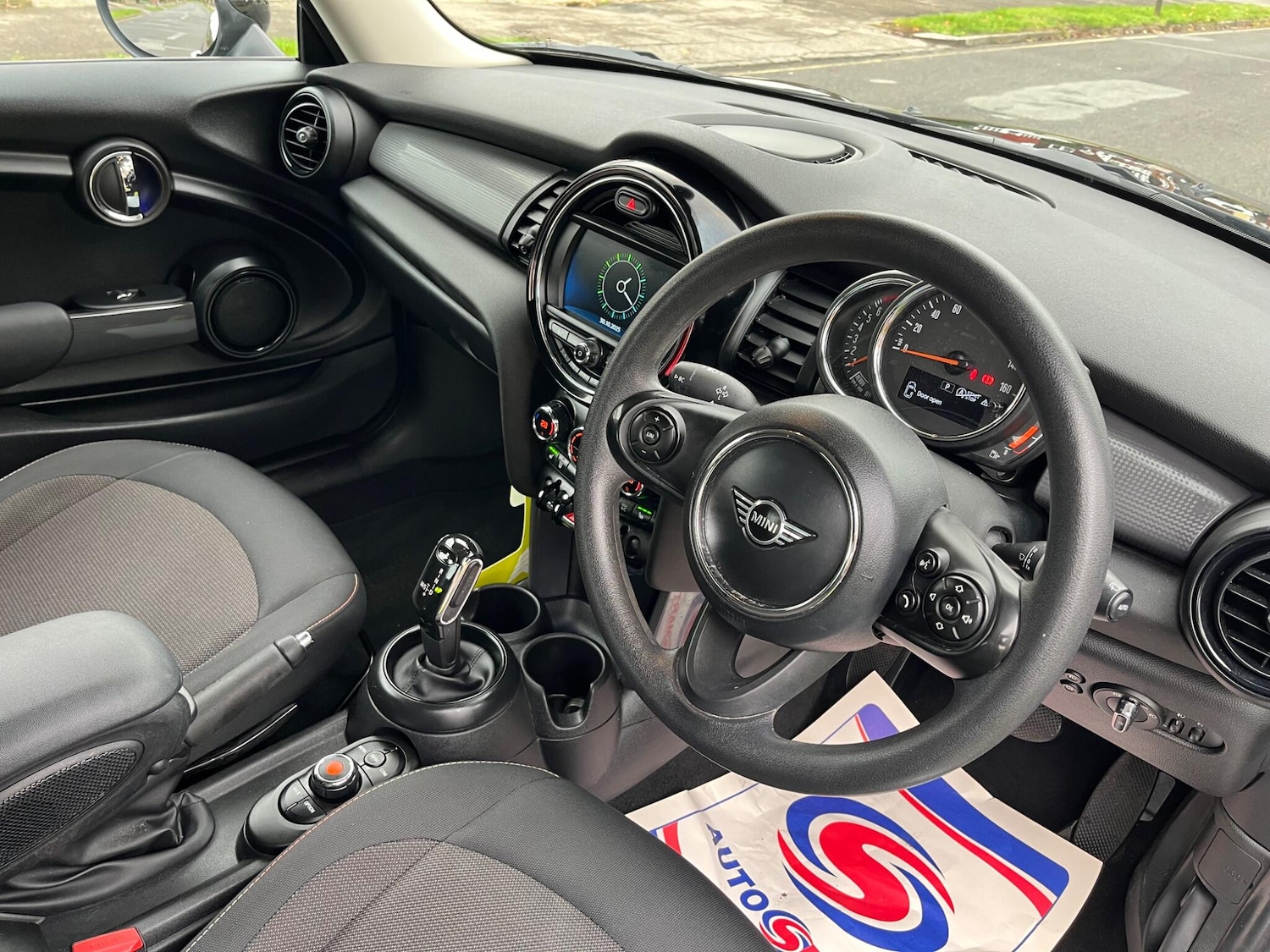 Used MINI Hatch 2018 for sale - 77396435: Photo 10