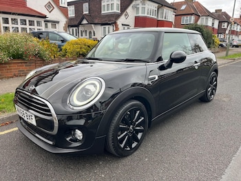 Used MINI Hatch 2018 for sale - 77396435: Photo