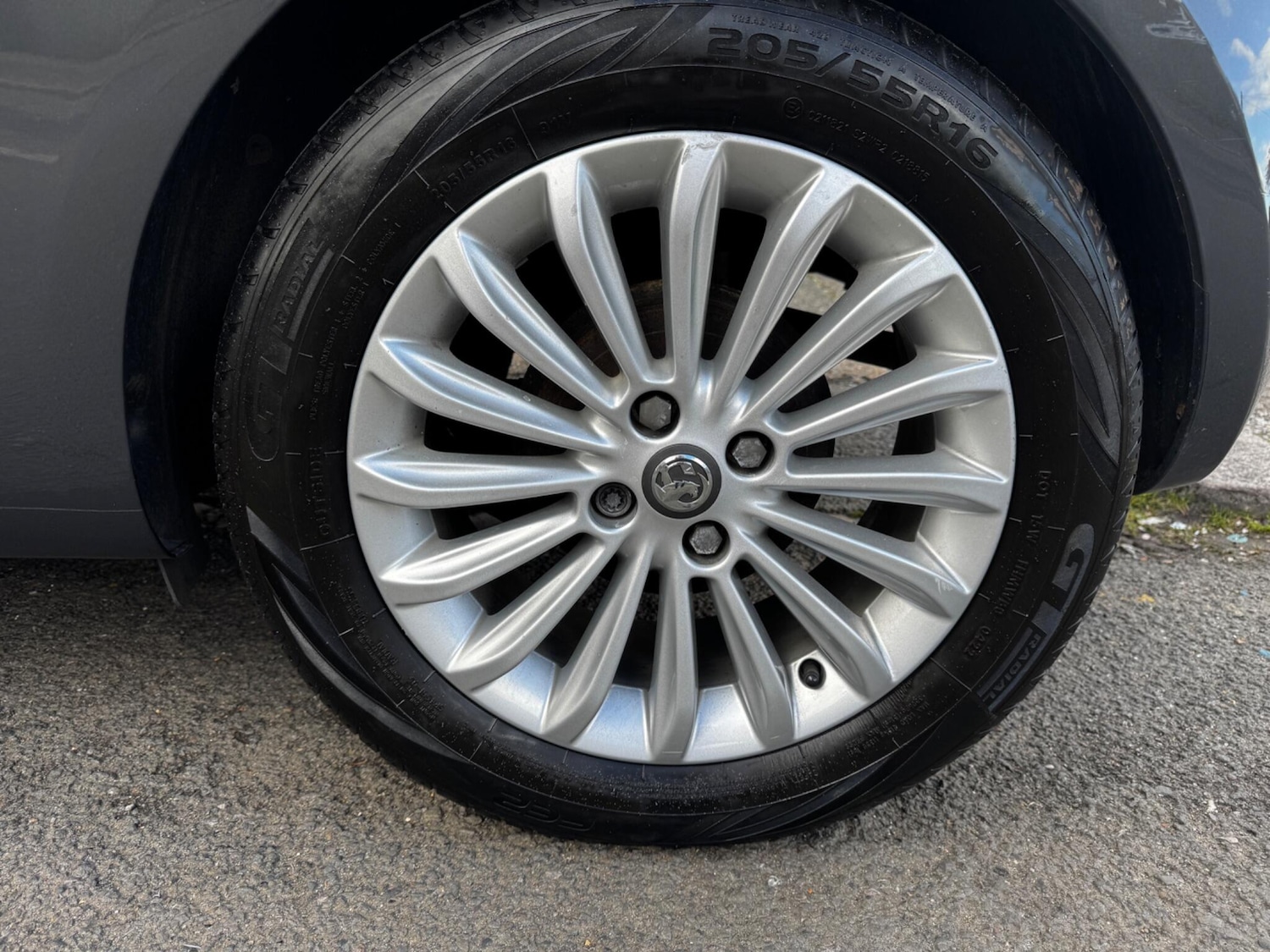 Used Vauxhall ADAM 2014 for sale - 77839910: Photo 9