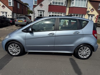 Used Mercedes-Benz A-Class 2010 for sale - 79325234: Photo