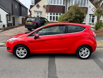 Used Ford Fiesta 2016 for sale - 79807304: Photo