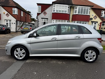 Used Mercedes-Benz B Class 2009 for sale - 77853940: Photo