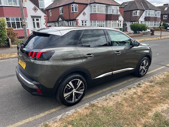 Used Peugeot 3008 2018 for sale - 79577030: Photo