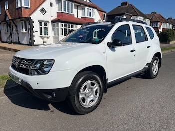 Used Dacia Duster 2018 for sale - 78347136: Photo