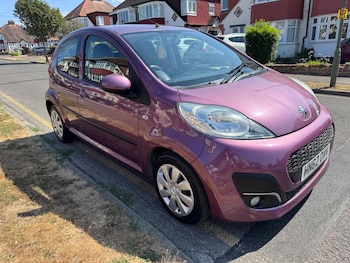 Used Peugeot 107 2013 for sale - 79374320: Photo