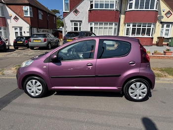 Used Peugeot 107 2013 for sale - 79374320: Photo