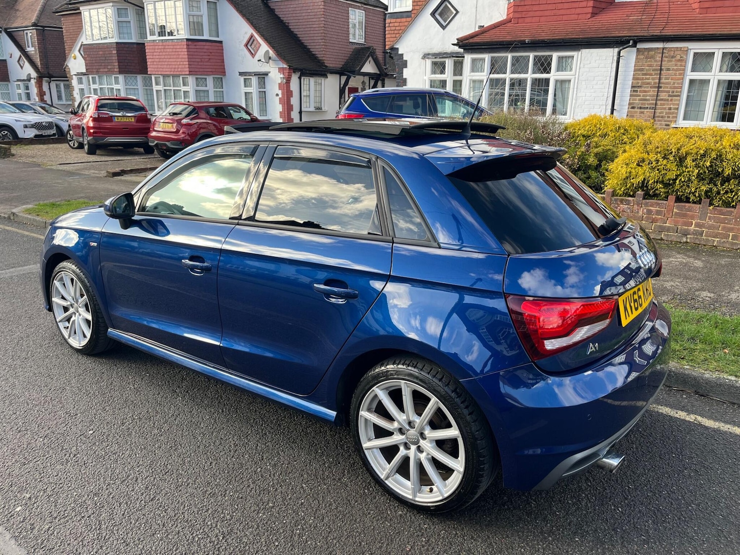 Used Audi A1 for sale - 77599144: Photo 2
