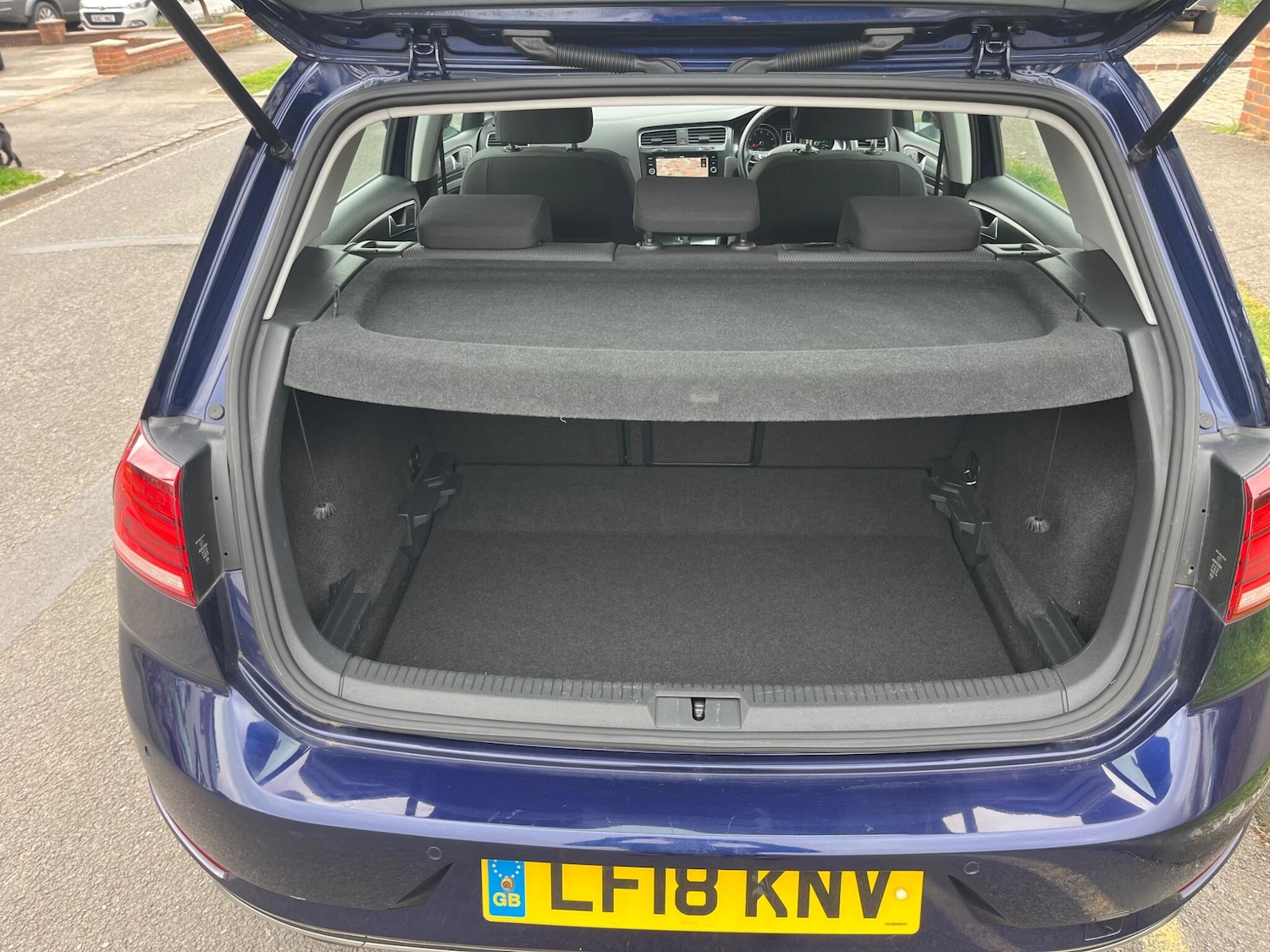 Used Volkswagen Golf 2018 for sale - 78115934: Photo 11