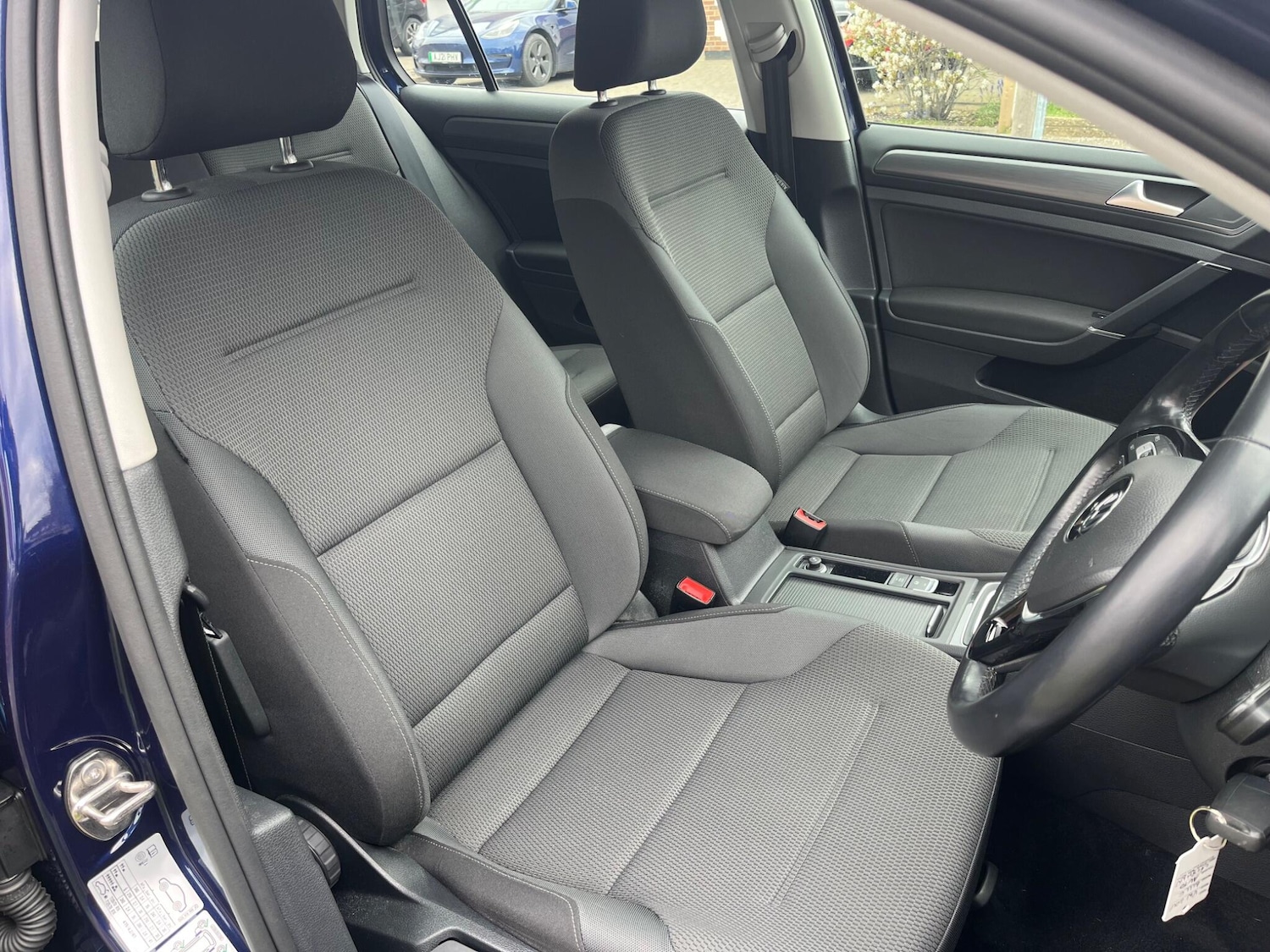 Used Volkswagen Golf 2018 for sale - 78115934: Photo 5