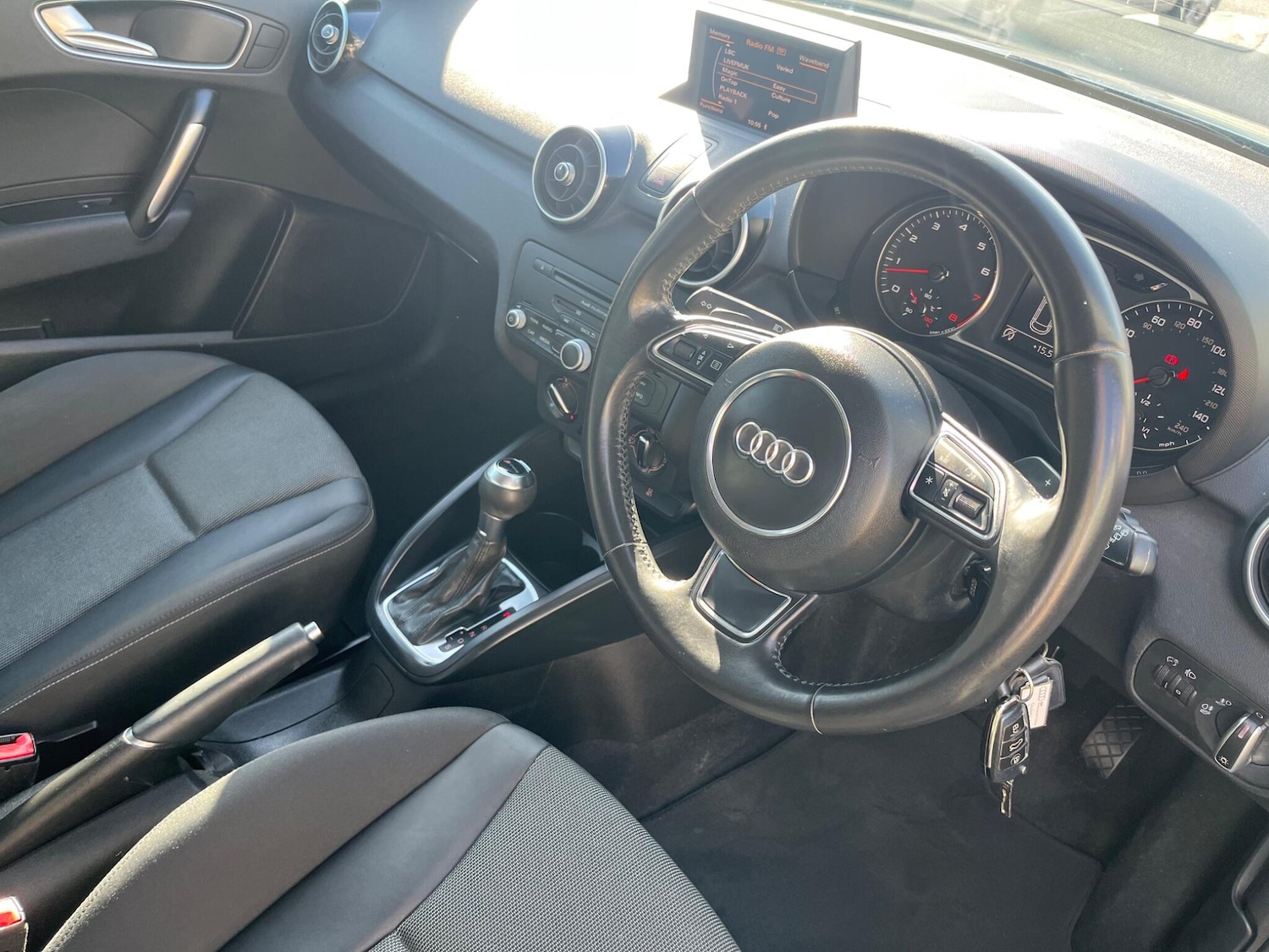 Used Audi A1 for sale - 77768235: Photo 10