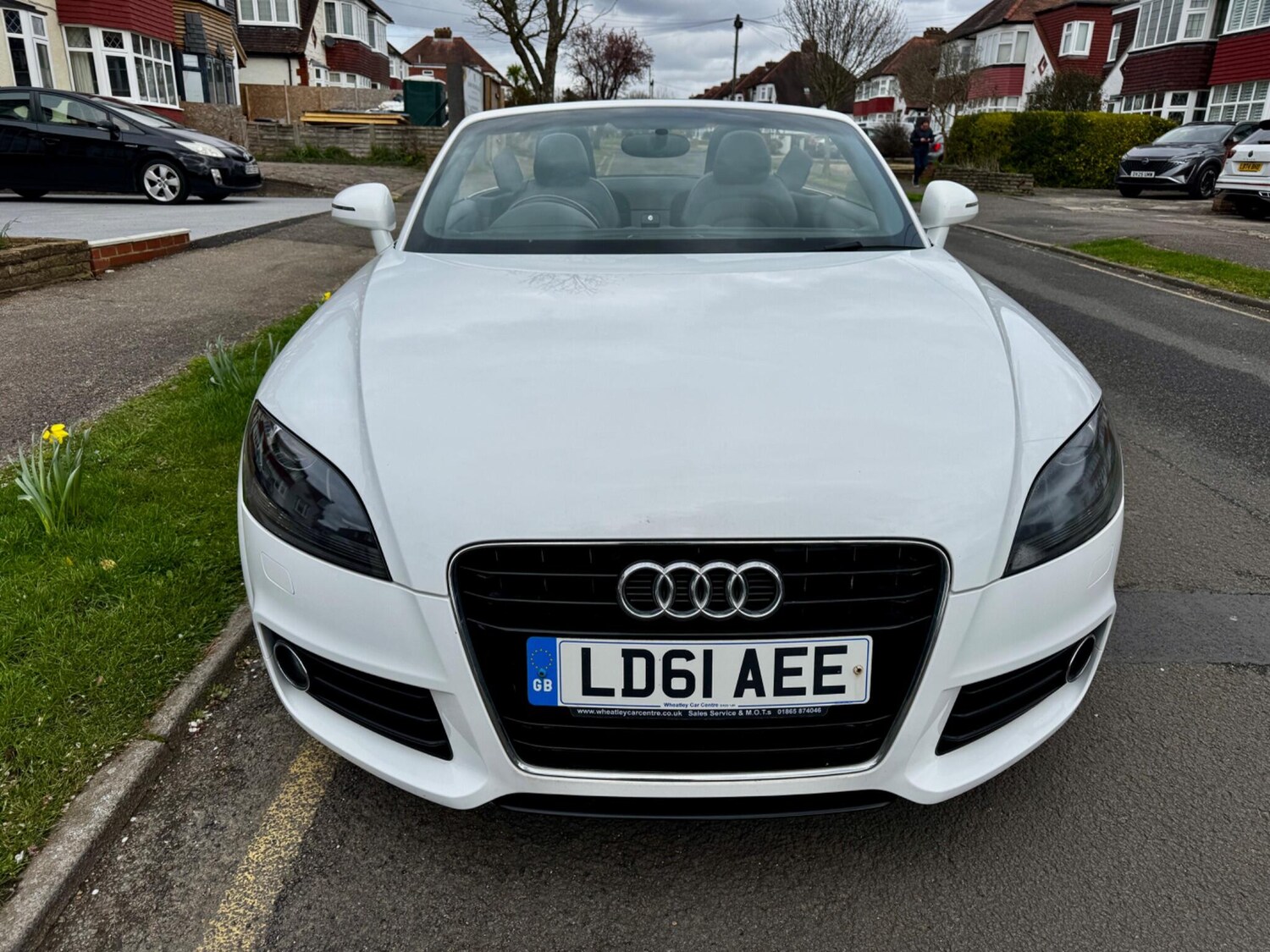 Used Audi TT 2011 for sale - 77883377: Photo 2