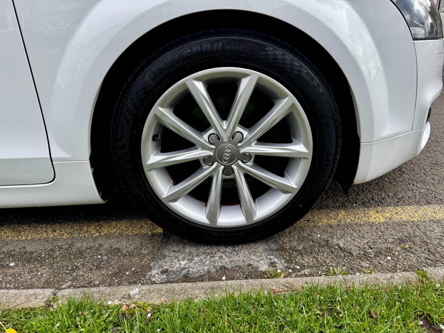 Used Audi TT 2011 for sale - 77883377: Photo 22