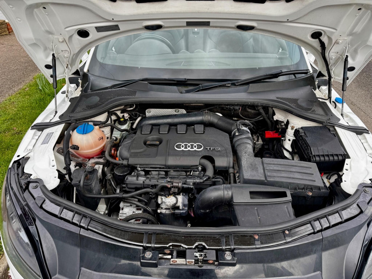 Used Audi TT 2011 for sale - 77883377: Photo 28