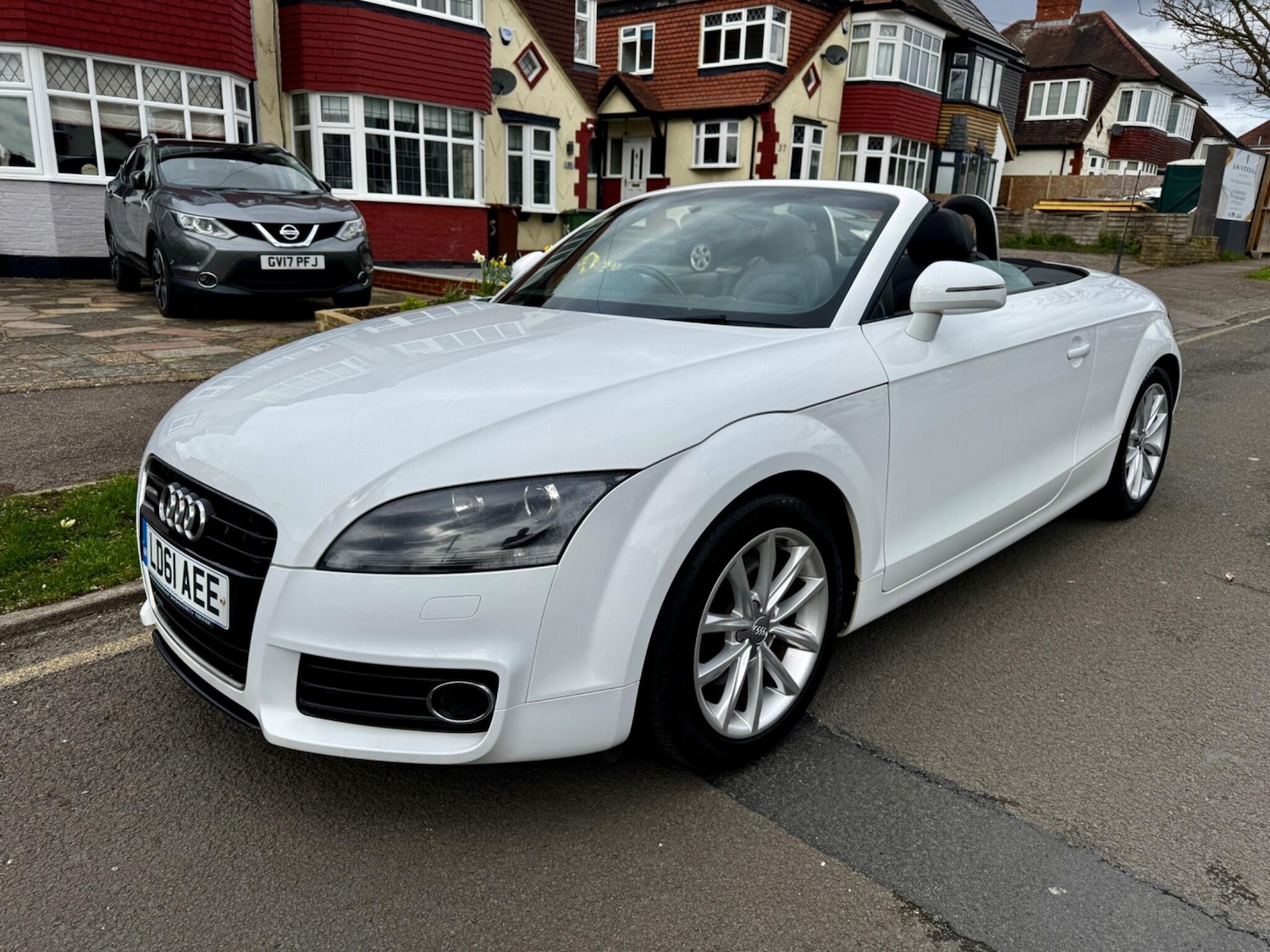 Used Audi TT 2011 for sale - 77883377: Photo 4