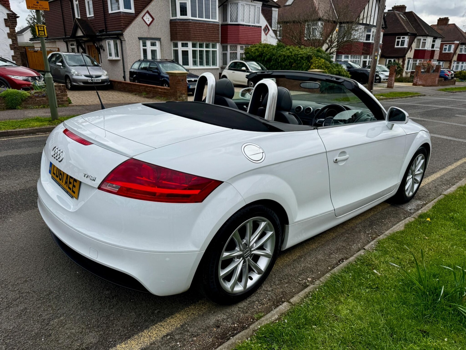 Used Audi TT 2011 for sale - 77883377: Photo 8