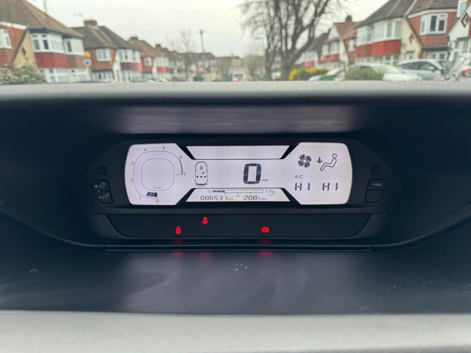 Used Citroen C4 Picasso 2015 for sale - 77396191: Photo 25