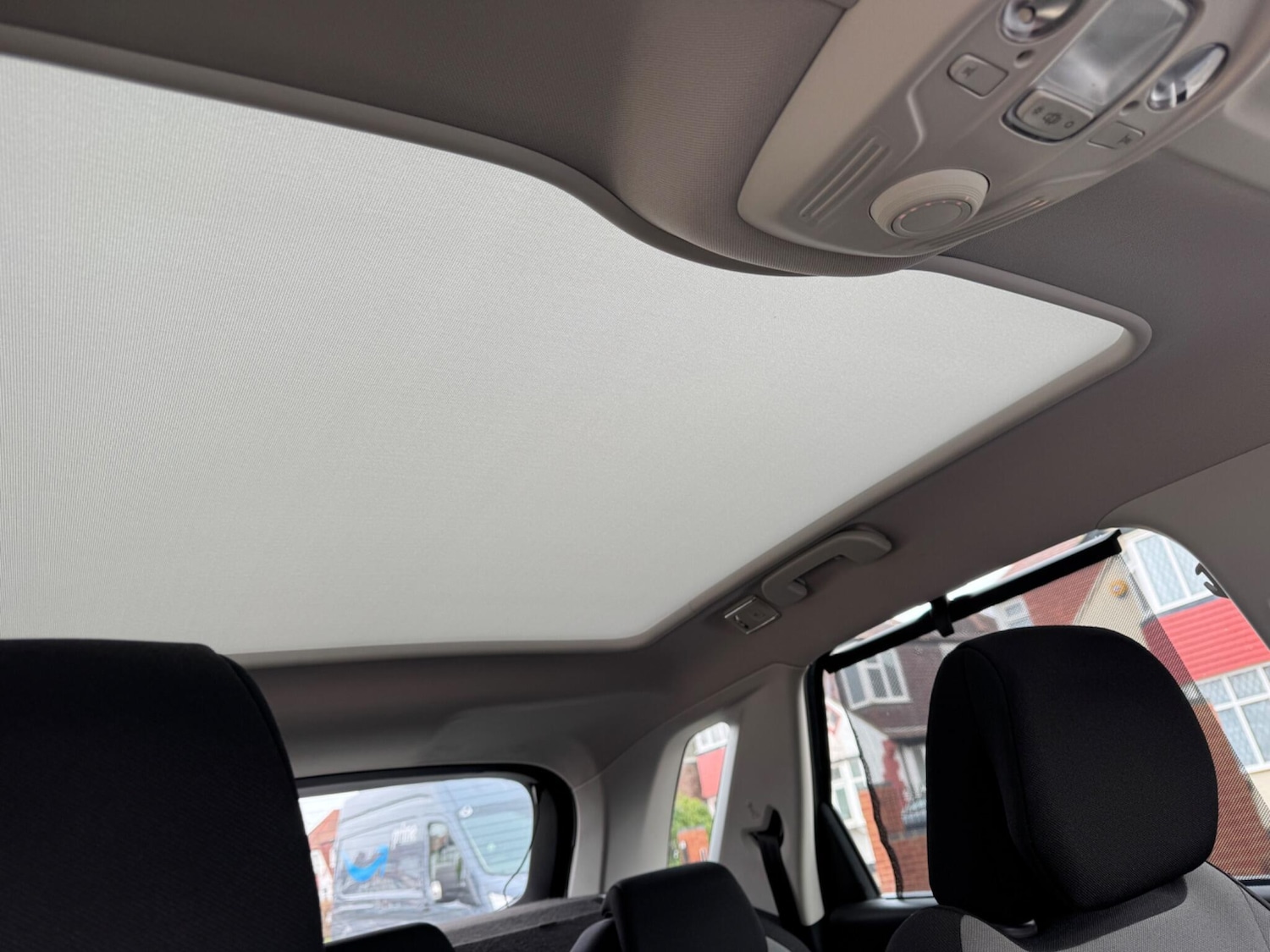 Used Citroen C4 Picasso 2015 for sale - 77396191: Photo 30