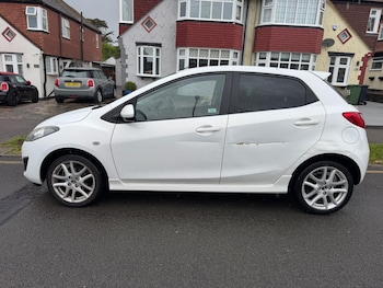 Used Mazda Mazda2 2013 for sale - 78843579: Photo