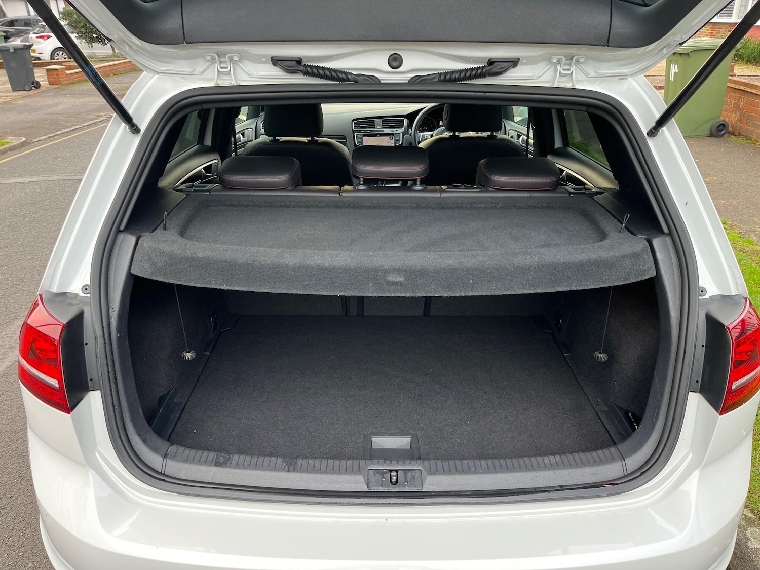 Used Volkswagen Golf 2016 for sale - 77386719: Photo 11