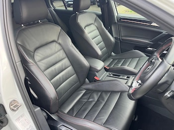 Used Volkswagen Golf 2016 for sale - 77386719: Photo