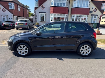 Used Volkswagen Polo 2012 for sale - 79521179: Photo
