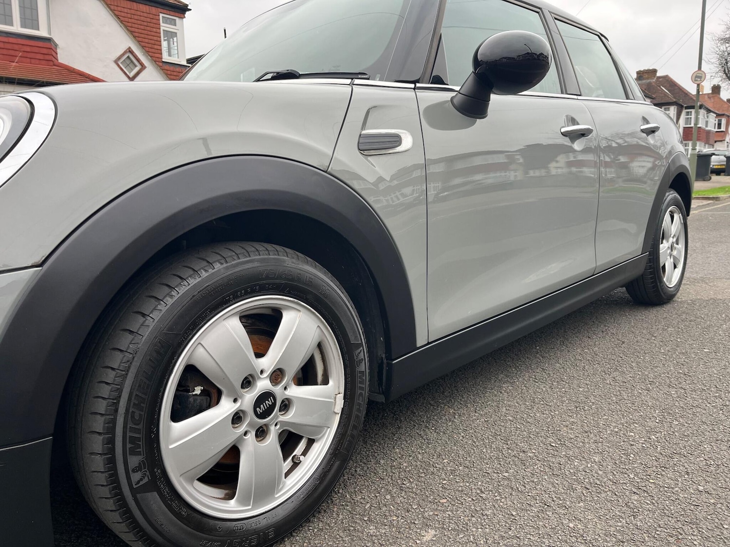 Used MINI Hatch 2019 for sale - 77395807: Photo 3