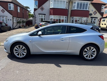 Used Vauxhall Astra GTC 2016 for sale - 78988856: Photo