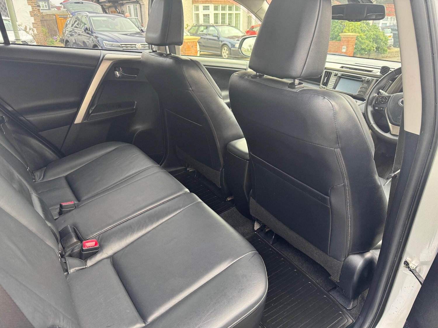 Used Toyota RAV4 2014 for sale - 77396182: Photo 11