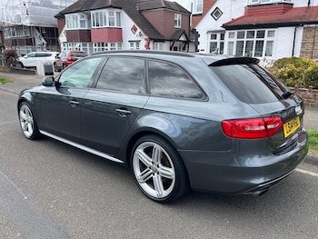 Used Audi A4 2014 for sale - 78291324: Photo