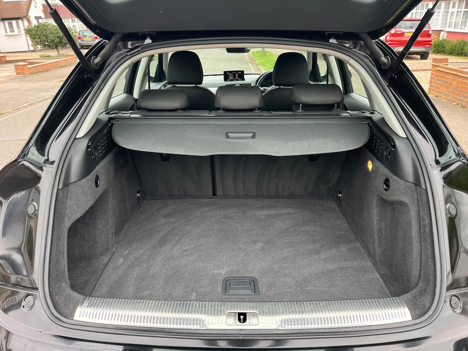 Used Audi Q3 2016 for sale - 78047261: Photo 8