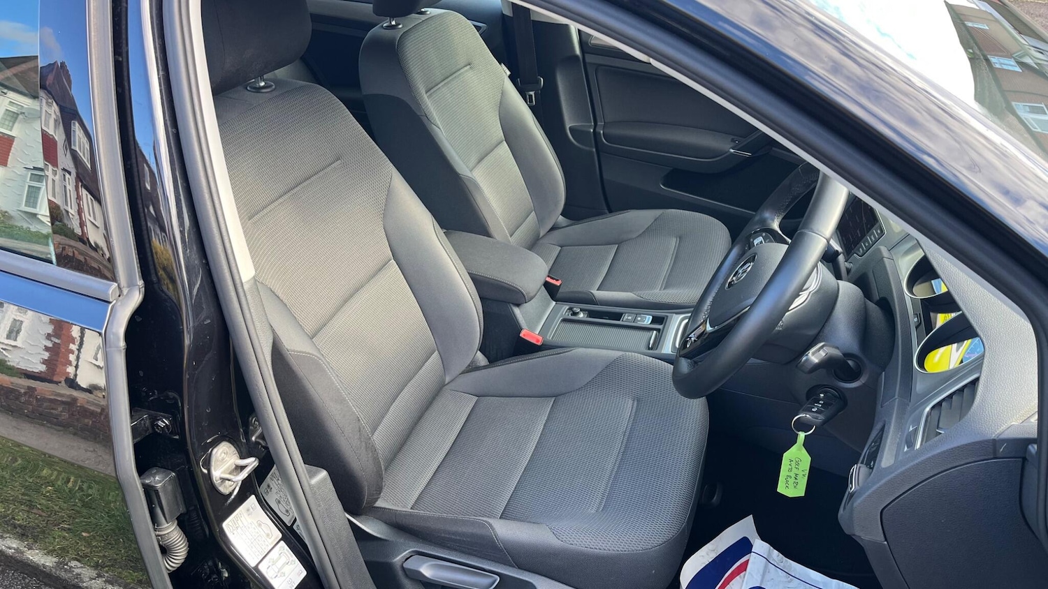 Used Volkswagen Golf 2016 for sale - 77439879: Photo 3