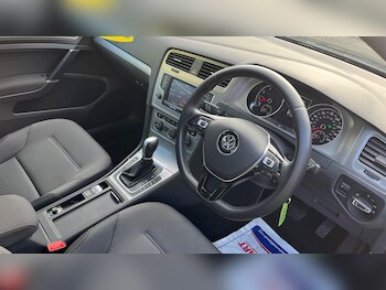 Used Volkswagen Golf 2016 for sale - 77439879: Photo