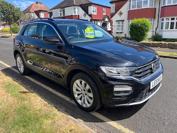 Used Volkswagen T-Roc 2019 for sale - 78636849: Photo