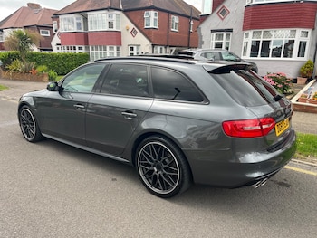 Used Audi A4 Avant 2015 for sale - 78891673: Photo