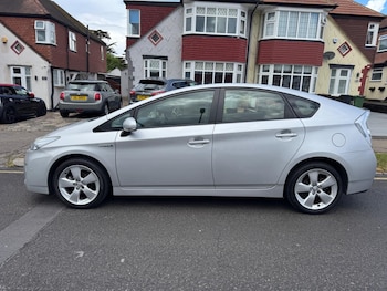 Used Toyota Prius 2011 for sale - 78752868: Photo