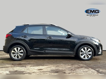 Used Kia Stonic 2022 for sale - 77147647: Photo