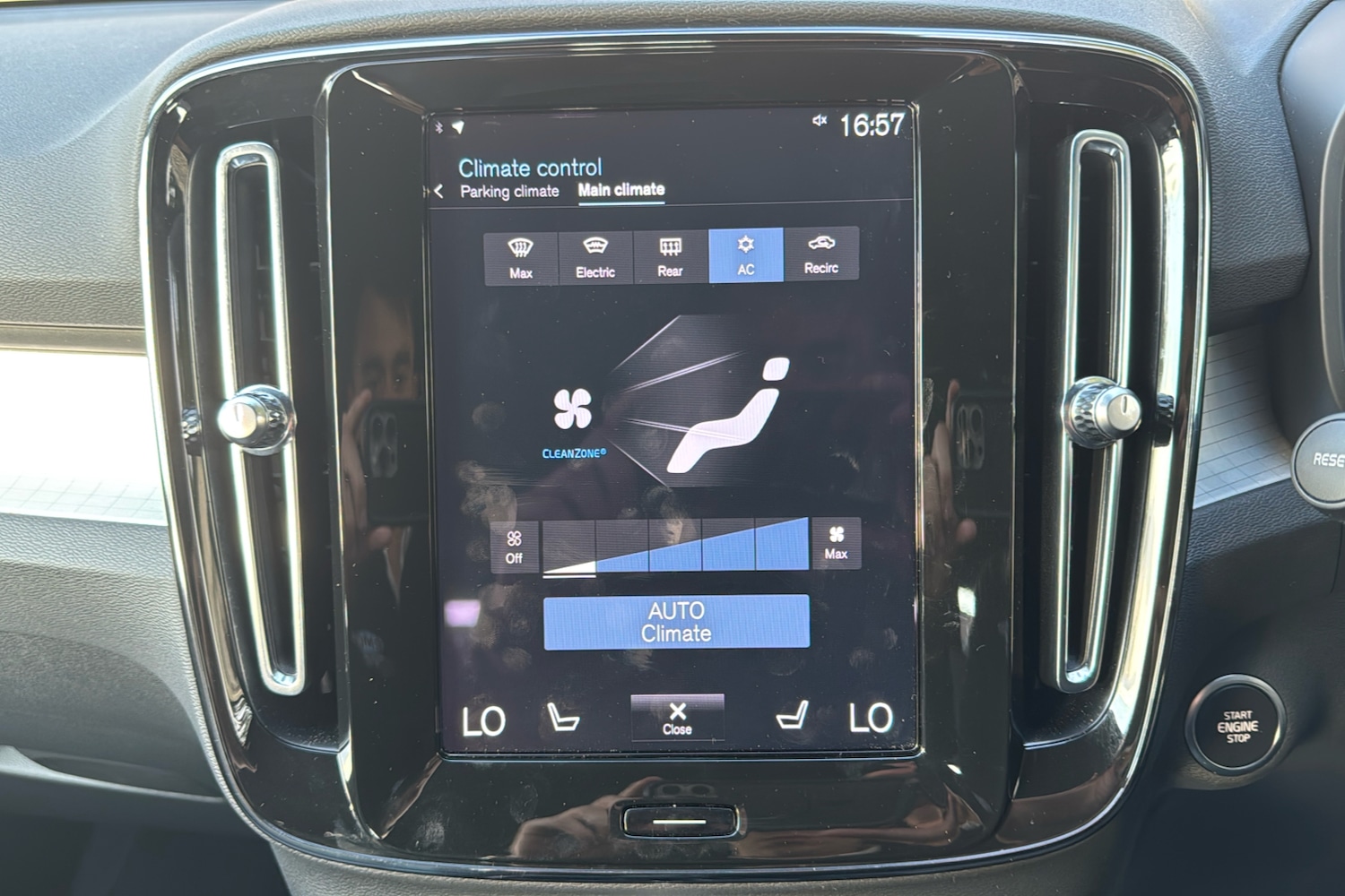 Used Volvo XC40 2023 for sale - 76087654: Photo 16