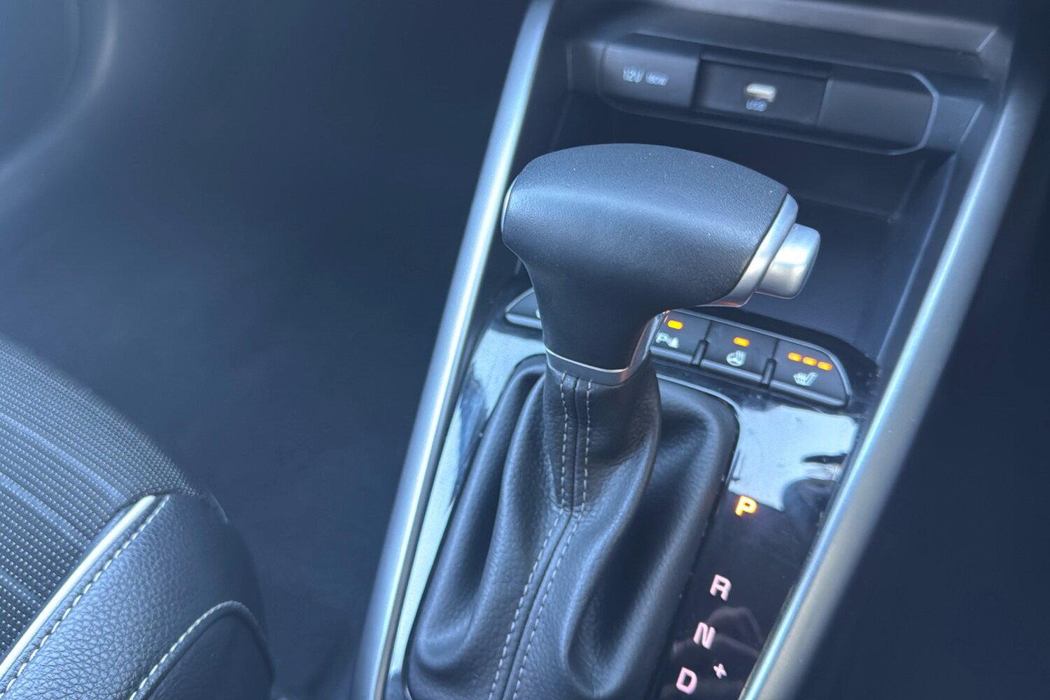 Used Kia Stonic 2024 for sale - 75919369: Photo 13