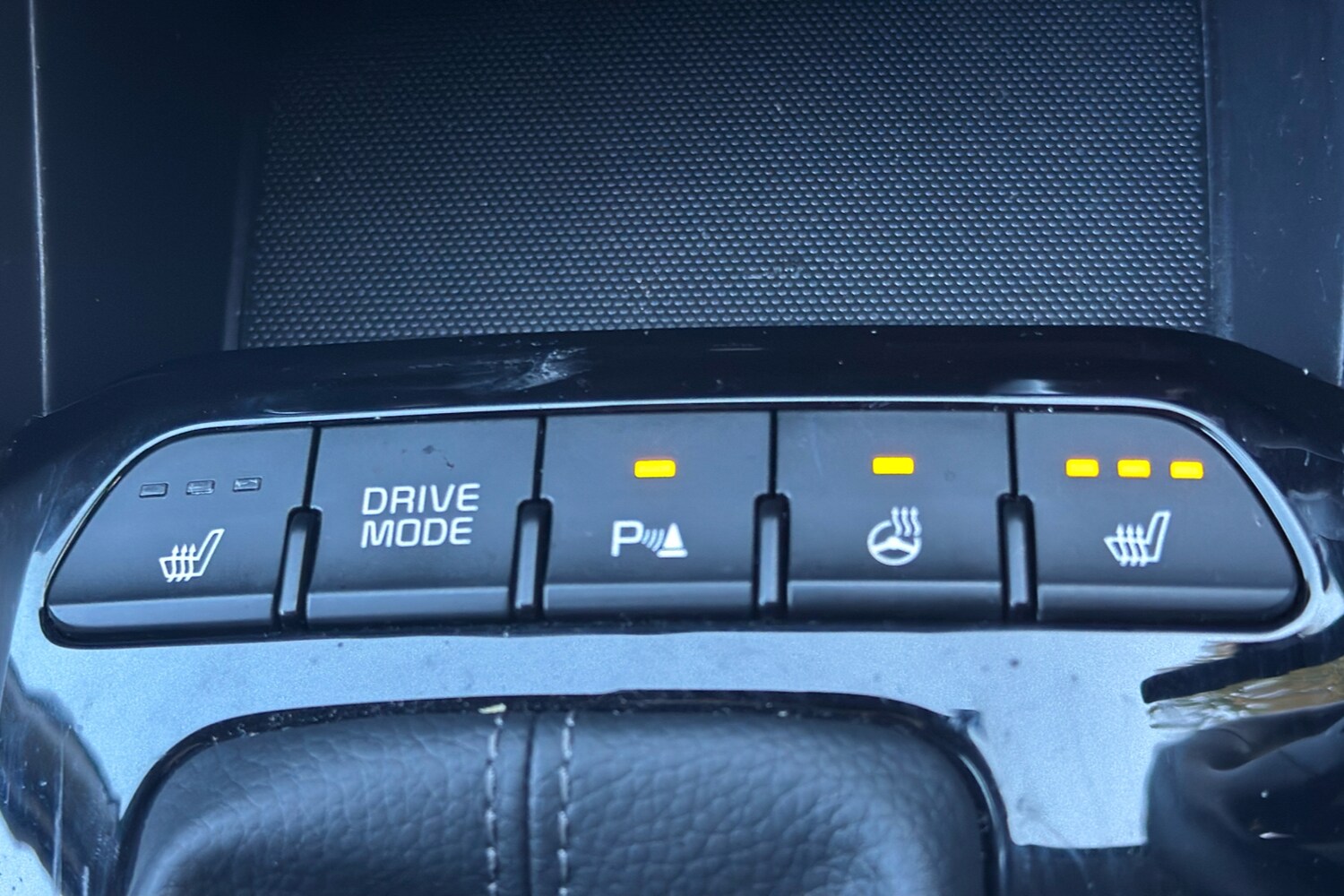 Used Kia Stonic 2024 for sale - 75919369: Photo 24