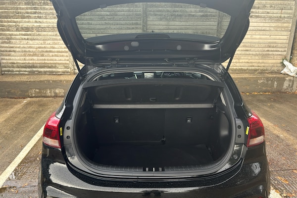 Used Kia Rio 2018 for sale - 76193700: Photo 19