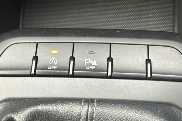 Used Kia Rio 2018 for sale - 76193700: Photo 24