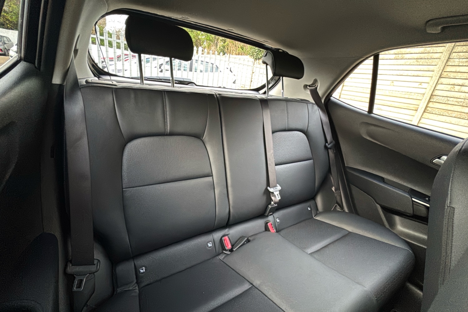 Used Kia Picanto 2024 for sale - 76774457: Photo 12