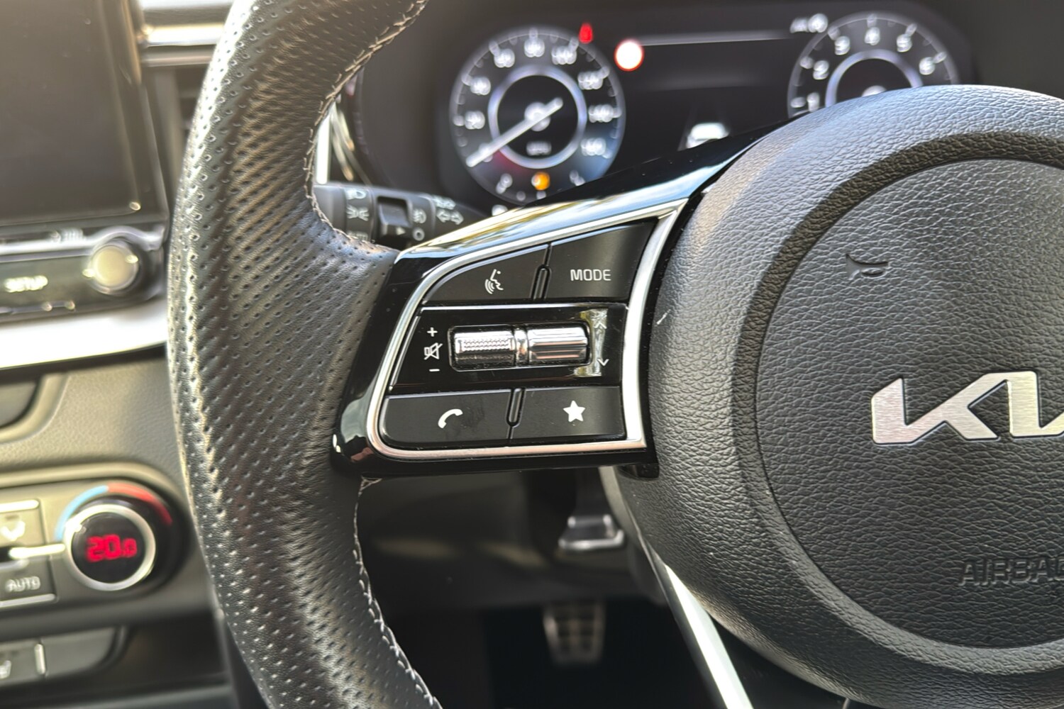 Used Kia XCeed 2022 for sale - 76133449: Photo 17