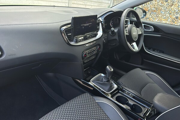 Used Kia XCeed 2025 for sale - 75987283: Photo 11
