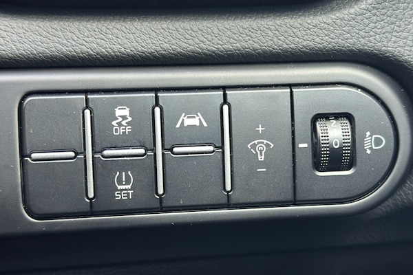 Used Kia XCeed 2025 for sale - 75987283: Photo 24